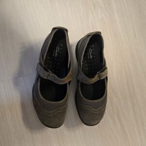 Clarks Women's Dark Brown Mary Jane Flats